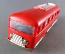 1:87 Ho Plastic Bus Battery Operated for Slot 