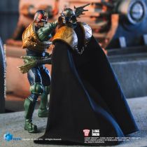 2000 AD: Judge Dredd - Hiya Toys - Gaze Into The Fist of Dredd 1:18 Scale Figure