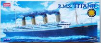 Academy Hobby Model Kits - 1458 Paquebot R.M.S. Titanic 1:400 Mint in Box