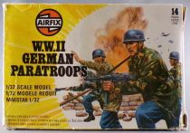  Airfix 51567-6 1/32 WW2 Allemands Parachutistes Boite 14 pièces 1977