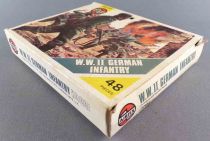 Airfix 51650-7 1/72 WW2 - Gun Emplacement Assault Set - Figures Diorame Tanks - Complete in 1974 Box