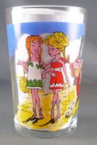 Asterix - Amora Mustard glass with © Series - Asterix watching girl (green sword)