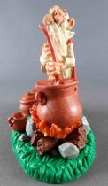 Asterix - Bully Bullyland 1990 PVC Figure - Miraculix with Caldron on base