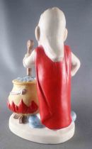 Asterix - Eisa 80\'s Matt Porcelain Figure - Getafix Preparing the Magic Potion