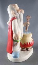 Asterix - Eisa 80\'s Matt Porcelain Figure - Getafix Preparing the Magic Potion