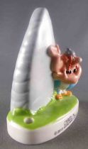 Asterix - Medium Fève Porte Bougie Porcelaine Vernie 2013 Bobéche - Obélix Présentant un Menhir