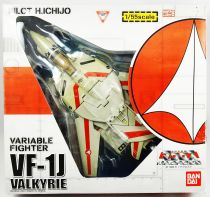 Bandai - Robotech Macross - Le VF-1J Valkyrie de Rick Hunter (Hikaru Ichijo)