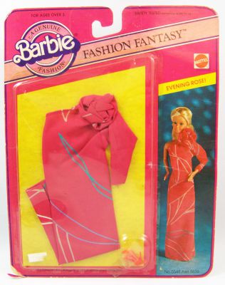 Barbie fait chausser des lunettes roses à la Fashion Sphere