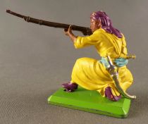 Britains Deetail Arabs Desert Footed Fighter firing rifle kneeling