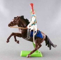 Britains Deetail Waterloo Français Cavalier Dragon Blanc Chargeant Regardant à Droite Cheval Brun Cabré