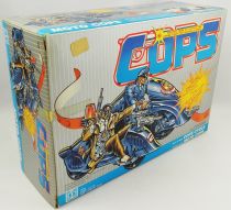 C.O.P.S. & Crooks - Blue Streak COPS Cycle / Torrent Bleu Moto COPS