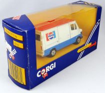 Corgi Toys 576 - Van Mercedes 207D Pepsi Mint in Box 1:43