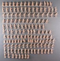 Esci 226 - 1/72 - Guerres Napoléoniennes Infanterie Prussienne & Autrichienne - 149 Figurines sans Boite