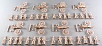 Esci 233 - 1:72 Scale Soldiers - Napoleonic Wars British Artillery - 8 Canons & 32 Servants