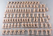 Esci 238 - 1/72 - Muslim Warriors Guerriers Musulmans 99 Figurines sans Boite