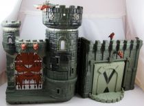 Gargoyles - Kenner - Castle Playset with 9 in-scale Applause pvc figures (loose with box)