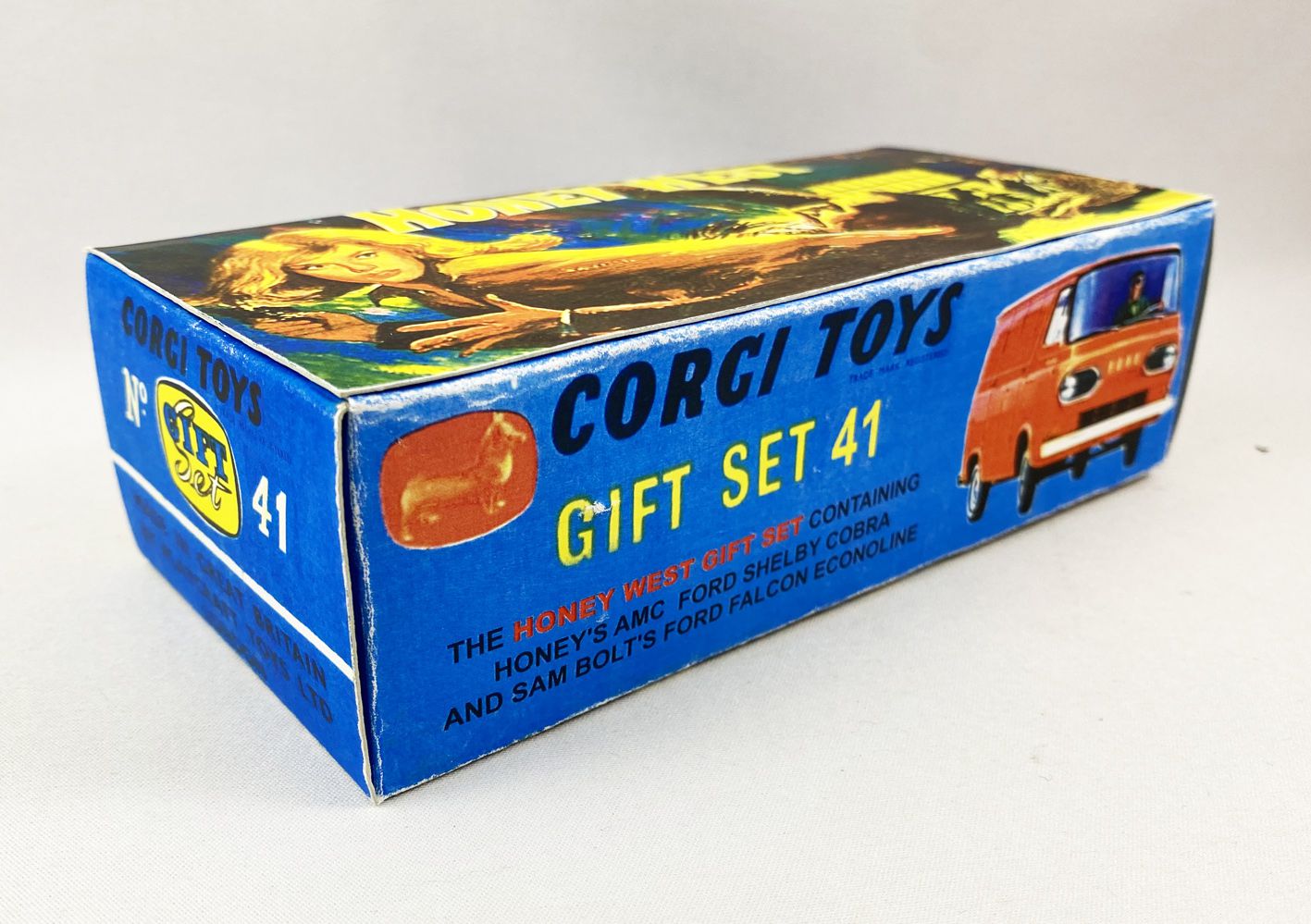 Honey West - Corgi Toys Gift Set 41 (Culfi Toy Soldiers) - Honey's AMC Ford  Shelby Cobra 