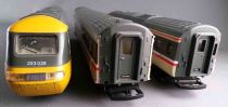 Hornby R.673 Ho Br Rame Inter City 125 Hst 3 Eléments Loco Diesel Class 43 Eclairage