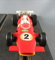 Jouef 3562 - Lotus F1 Red #2 Light Yellow Chassis & 2 x New Braids