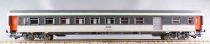 Jouef 5363 Ho Sncf Corail Coach Van 2° Cl B6Dd2 Interior Fitting Lightning no Box