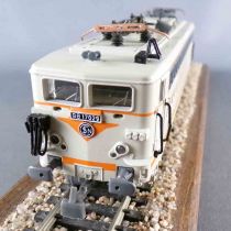 Jouef 8354 Ho Sncf Electric Loco BB 117029 Beton Livery Lightning Boxed