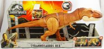 Jurassic World - Mattel - Thrash \'n Throw Tyrannosaurus Rex