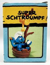 Les Schtroumpfs - Schleich - 40235 Schtroumpf avec baignoire & arrosoir (en boite MAFI)