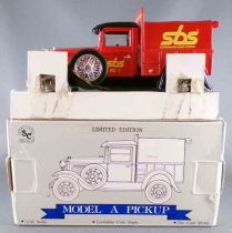 Liberty Classics 1048 Ford Model A Sbs Pick Up Die Cast Coin Bank 1;25 MIB