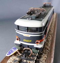 Lima 20 8166LGP Ho Sncf Electric Locomotive BoBo BB 9292 Reversed Lightning MIB