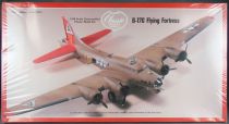 Lindberg - 5309 USAF Bomber Plane B-17G Flying Fortress 1:64 Plastic Kit MISB