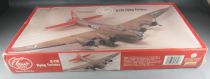 Lindberg - 5309 USAF Bomber Plane B-17G Flying Fortress 1:64 Plastic Kit MISB