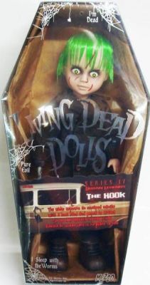 living dead dolls series 17