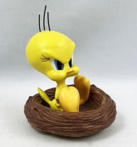 Looney Tunes - Demons & Merveilles Resin Figure - Tweety in it Nest