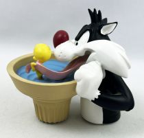 Looney Tunes - Figurine Résine Démons & Merveilles - Titi prend son bain avec Sylvestre