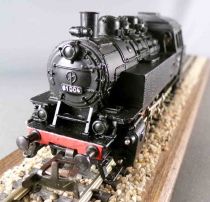 Märklin 3032 Ho Db Locomotive Vapeur Loco-Tender Type 040 BR 81 004 Noire 3 Rails Eclairage Boite