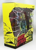 Mars Attacks! - Super7 Ultimate Figure - Martian Soldier (Smashing The Enemy)