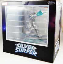 Marvel Select Gallery Diorama - Comic PVC Statue - Silver Surfer