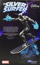 Marvel Select Gallery Diorama - Comic PVC Statue - Silver Surfer