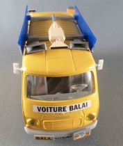 Norev Atlas Peugeot J7 Camion Balai Paris-Rhone Véhicule du Tour de France 1969