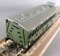 Piko ME 321 01 Ho Dr Coach with Brakesman\'s Cab 50-213 Green Near Mint in Box