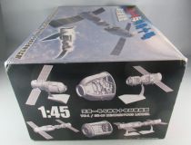 Plastic Model Kits - Chinese Space Station TG-1 & Spacecraft SZ-10 1:45 Mint in Box