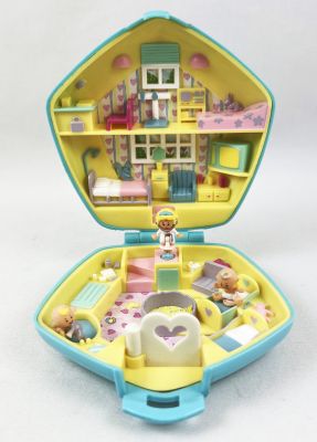 Polly Pocket - Bluebird Toys 1992 - Polly in the Nursery (loose)