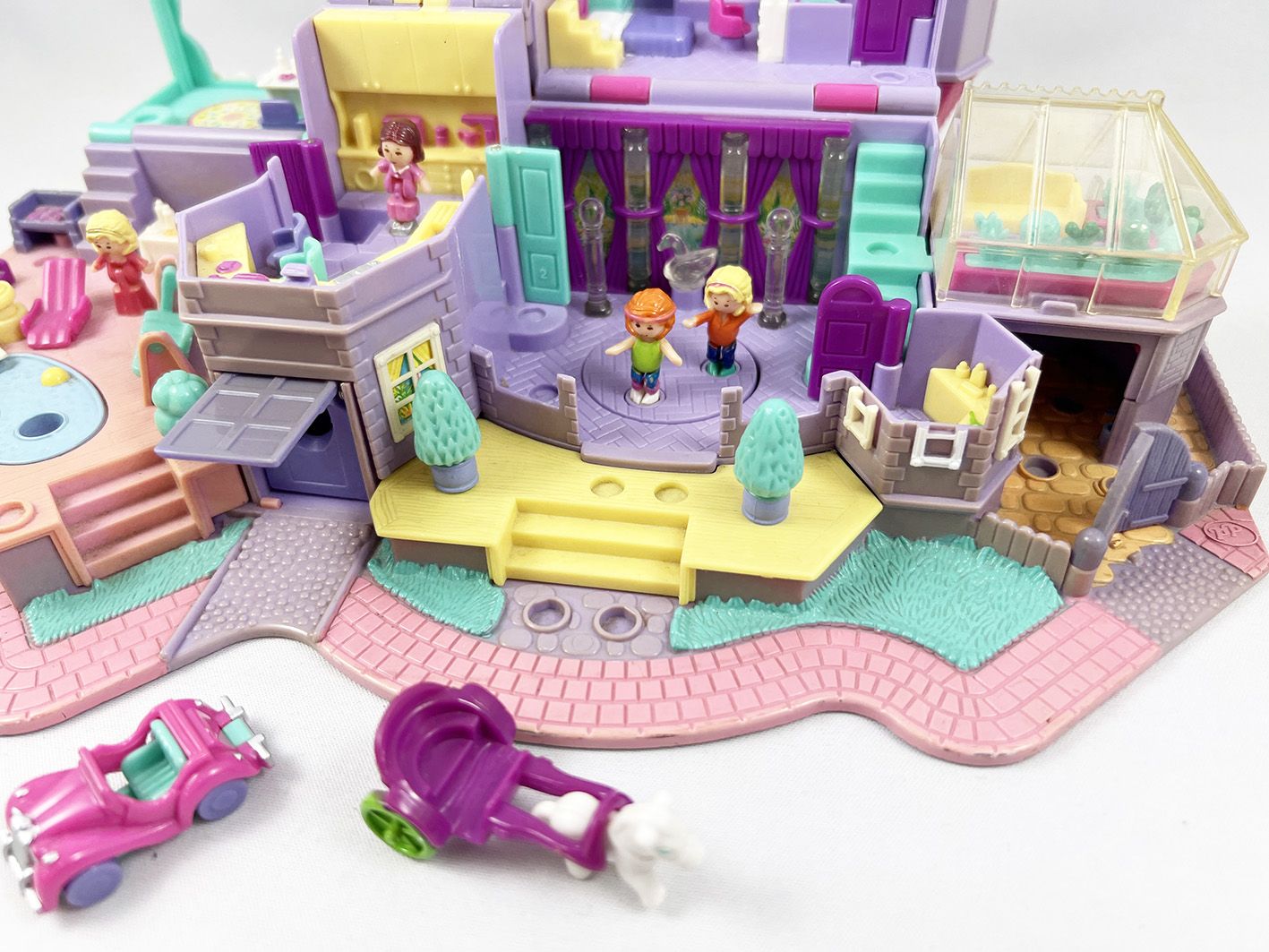 Polly pocket best sale magical mansion