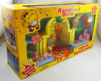 Rainbow Brite - Toy Play - Light-up Musical Castle Playset with figures - Hallmark 2003