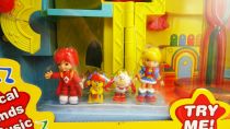 Rainbow Brite - Toy Play - Light-up Musical Castle Playset with figures - Hallmark 2003