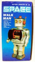 robot___robot_marcheur_a_pile_en_tole___space_walk_man_06