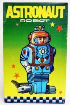 Robot - Mechanical Walking Tin Robot - Astronaut Robot