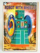 Robot - Mechanical Walking Tin Robot - Robot with Wheels (SUPT)