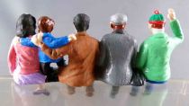 Scalextric 1:32 - Plastic Figure 54 mm - Group of 5 Seated Spectators including Children for Slot Car 2