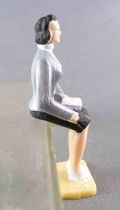 Scalextric 1:32 - Plastic Figure 54 mm - Seated Woman Grey Jacket for Slot Car